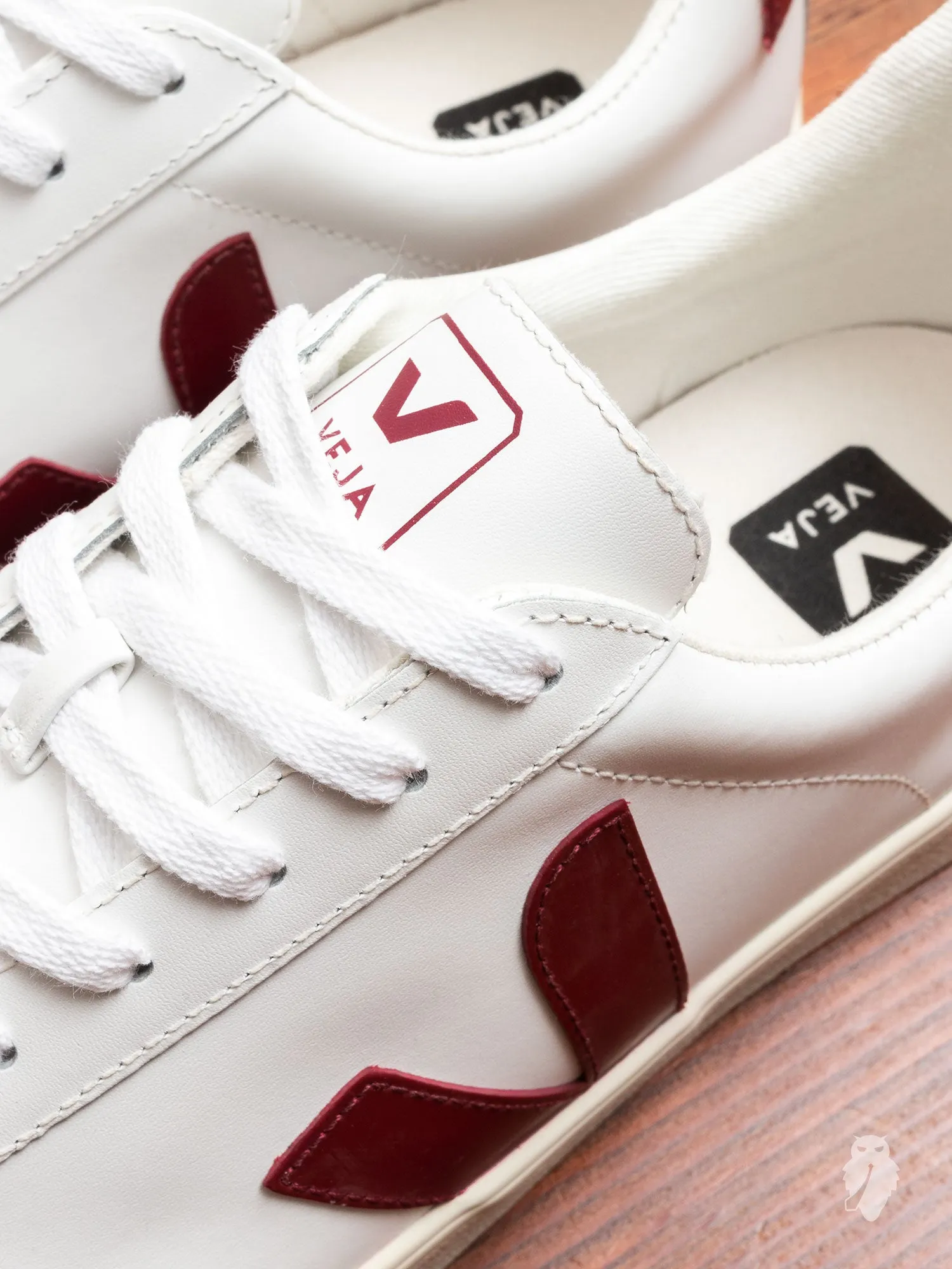 Esplar Sneaker in Extra White Marsala