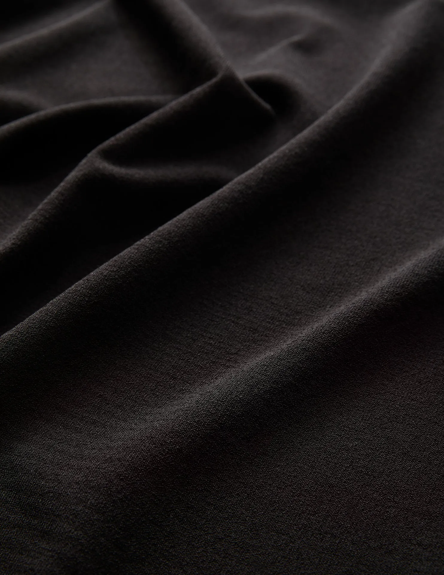Rib Collar Tech Knit Polo Black