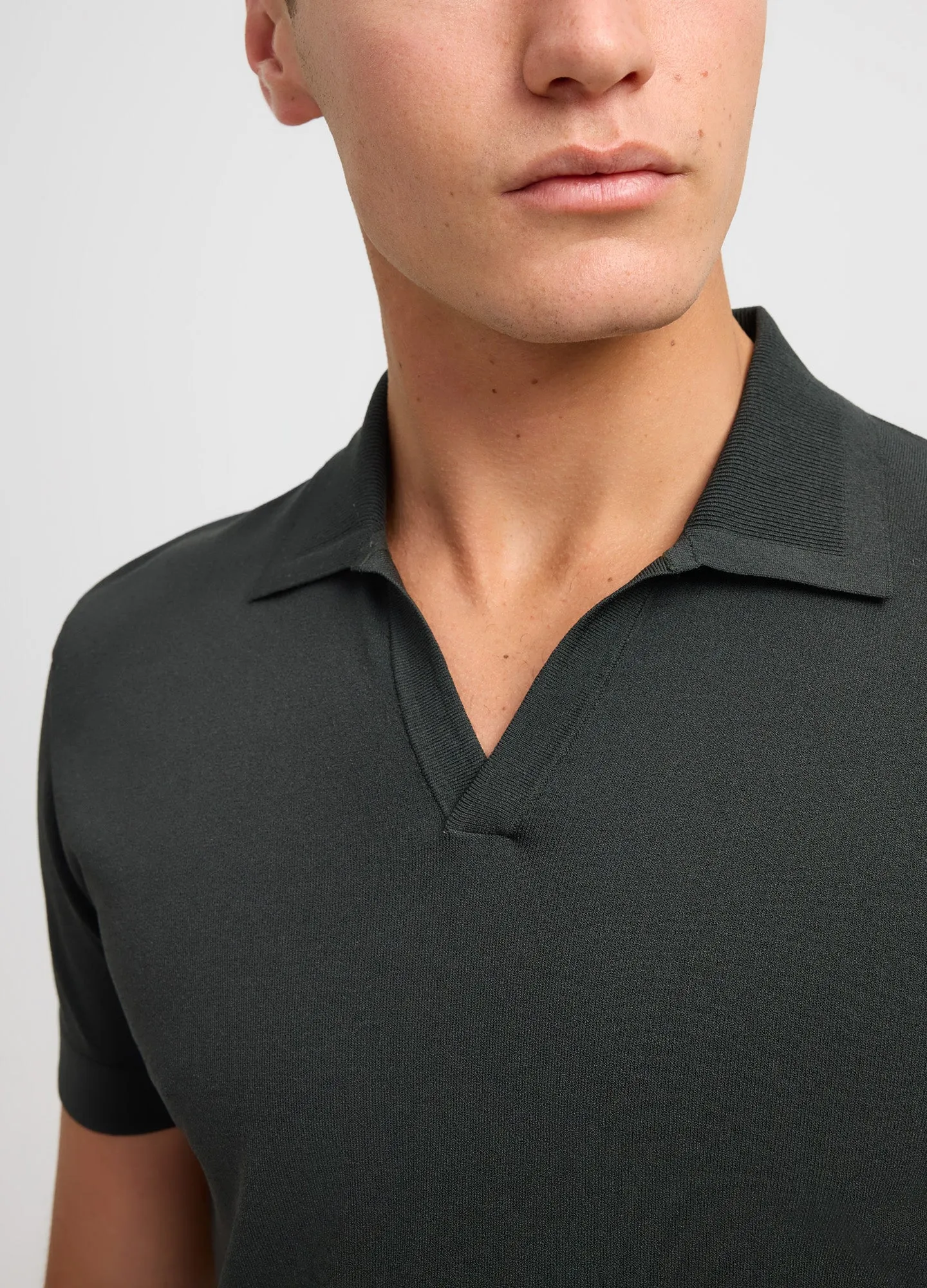 Rib Collar Tech Knit Polo Khaki